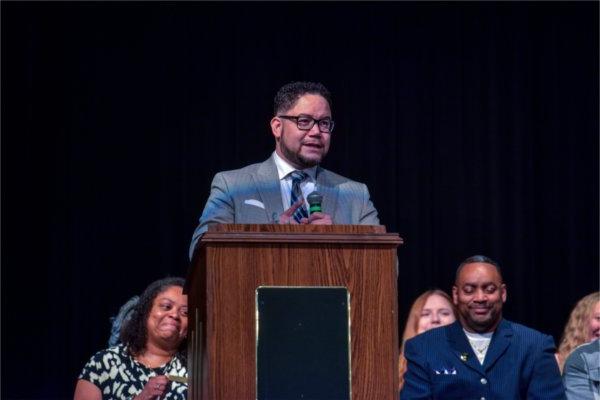 Danny C. Vélez, associate vice president for Admissions & Recruitment, discusses the Eighth Grade Pathways to GVSU program during an event in Battle Creek May 29.